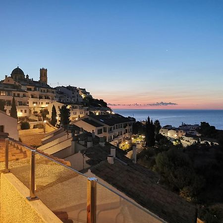 Atico-Duplex Con Vistas Al Mar Y Casco Antiguo En Altea Apartment Bagian luar foto