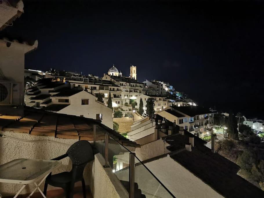 Atico-Duplex Con Vistas Al Mar Y Casco Antiguo En Altea Apartment Bagian luar foto